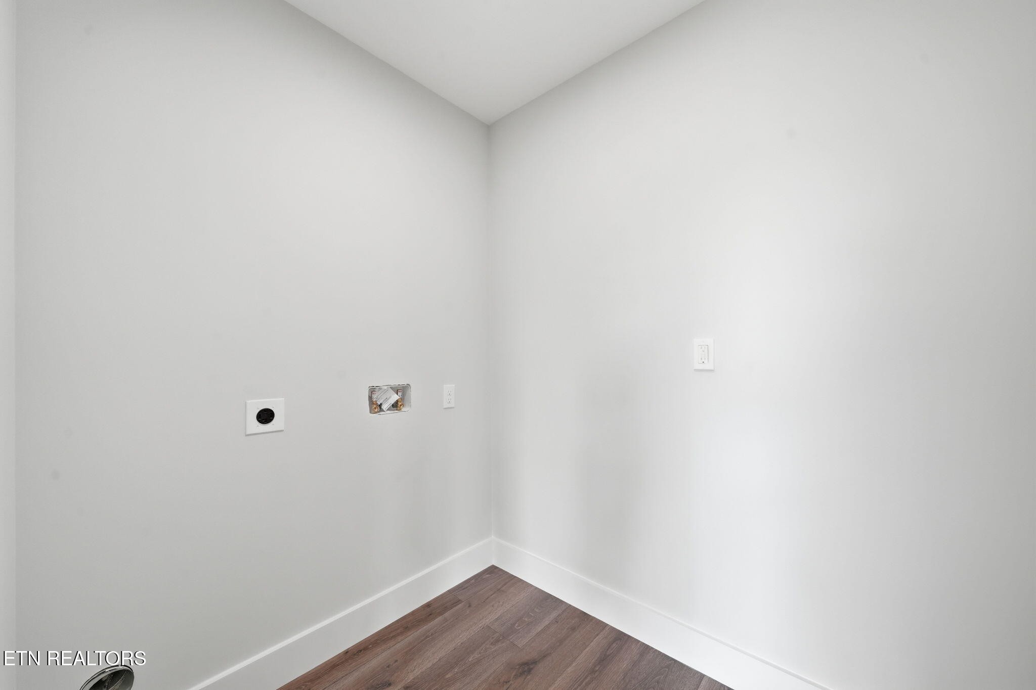 145 Middle Glen Road Maynardville, TN 37807 - Photo 12 of 36 Gallery Image 12