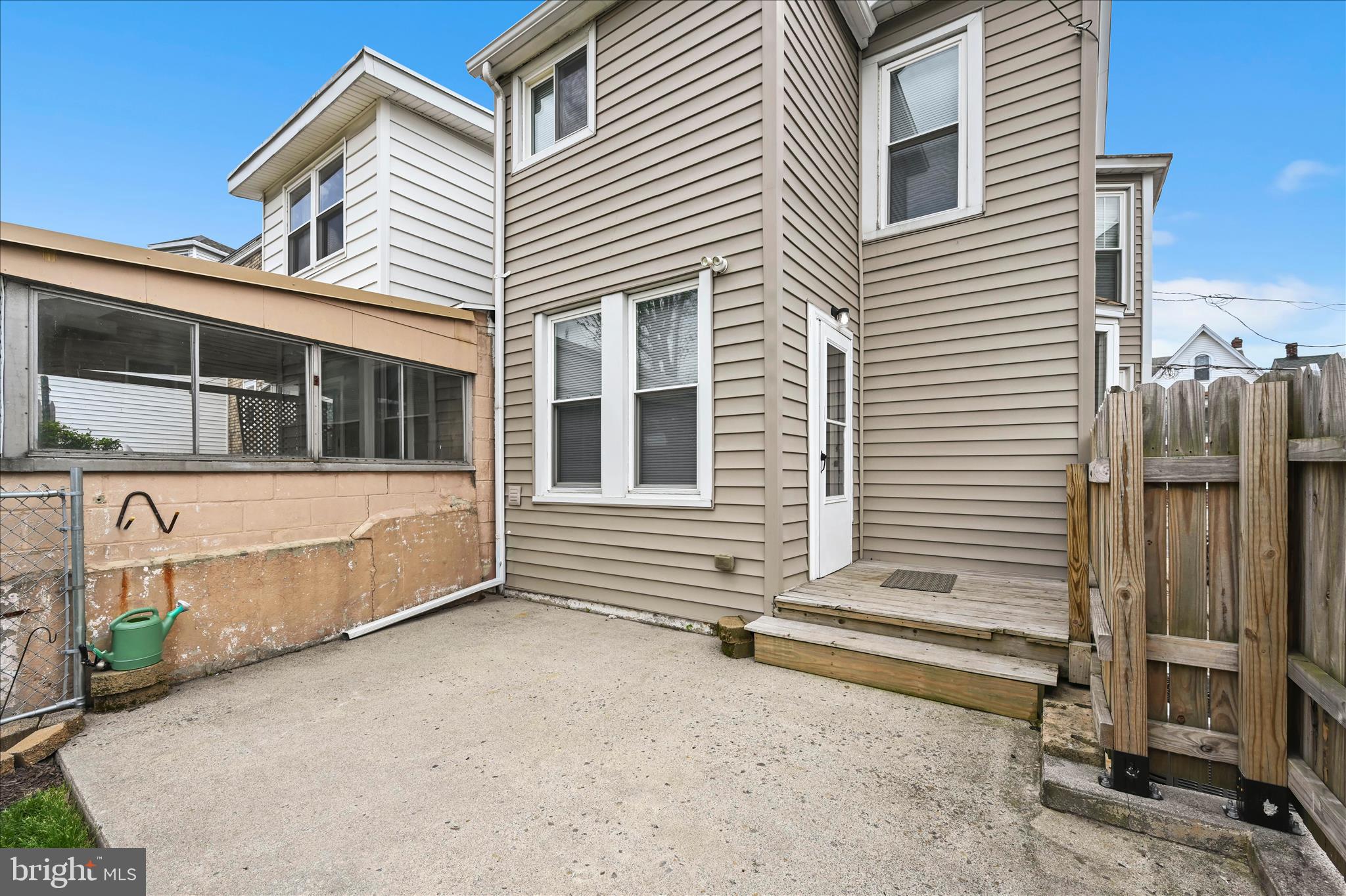 319 West Ridge Street Lansford, PA 18232 - Photo 23 of 30 Exterior Back