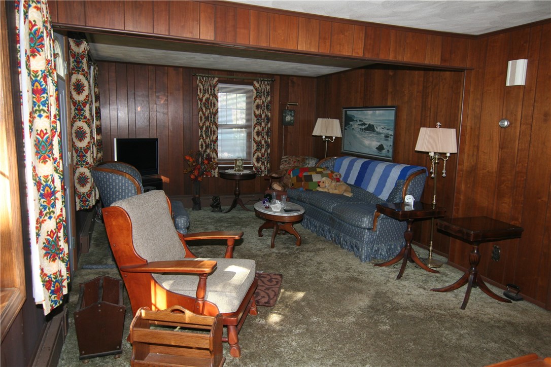 83 Knotty Oak Road Coventry, RI 02816 - Photo 8 of 14