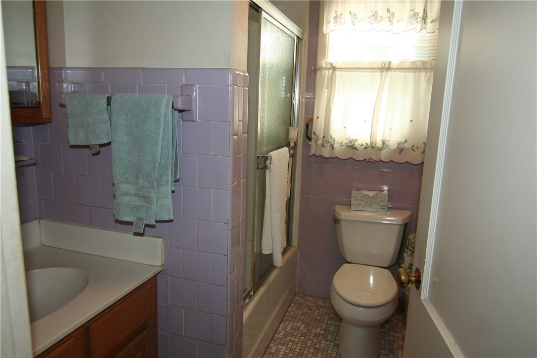 83 Knotty Oak Road Coventry, RI 02816 - Photo 10 of 14
