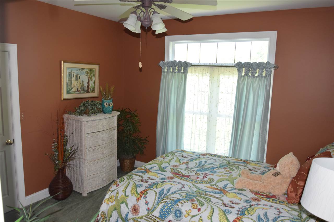 9505 Heim Road Chandler, IN 47610 - Photo 11 of 35 Gallery Image 11