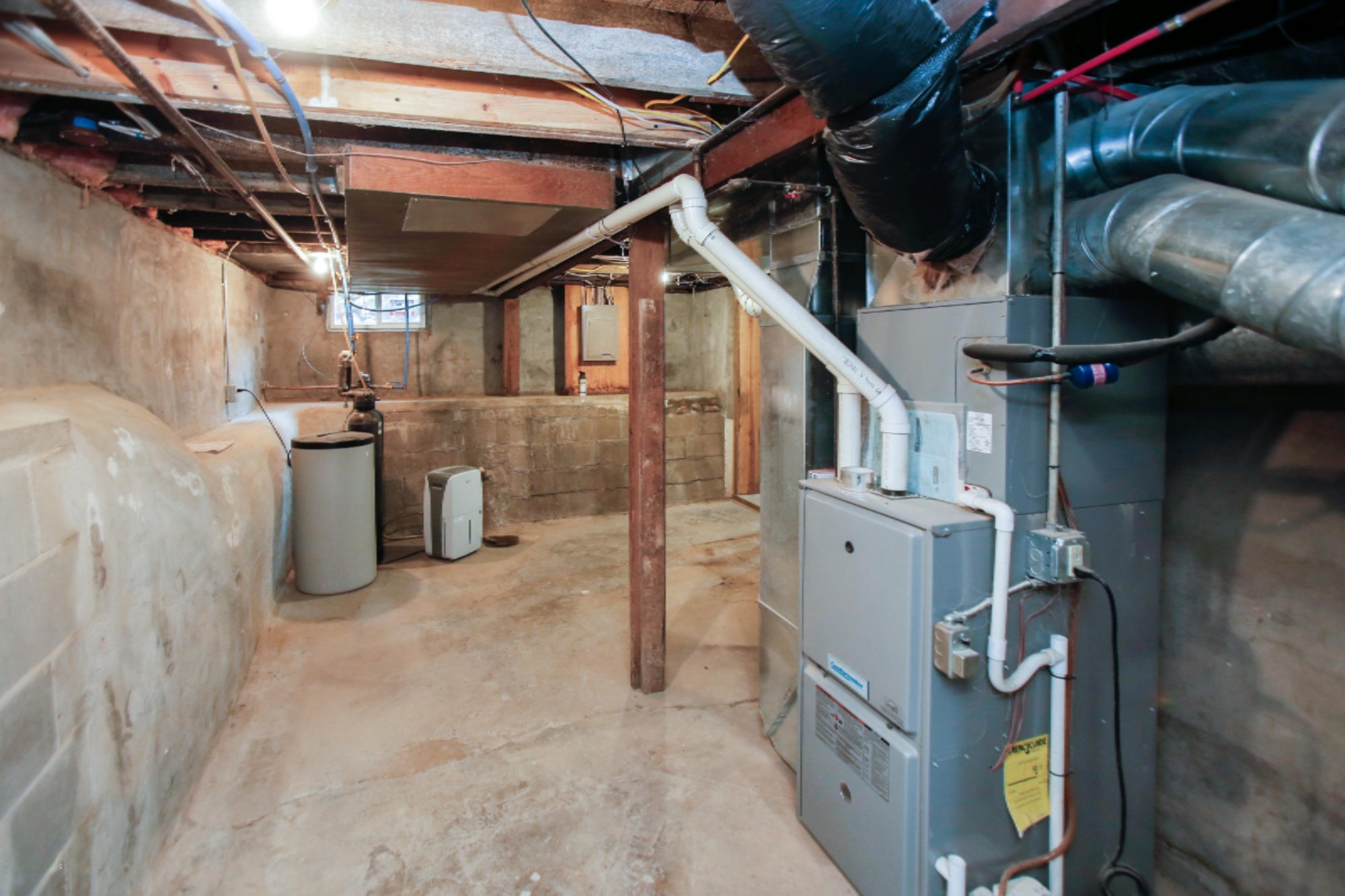 807 Whites Road Kalamazoo, MI 49008 - Photo 17 of 22 Michigan Basement