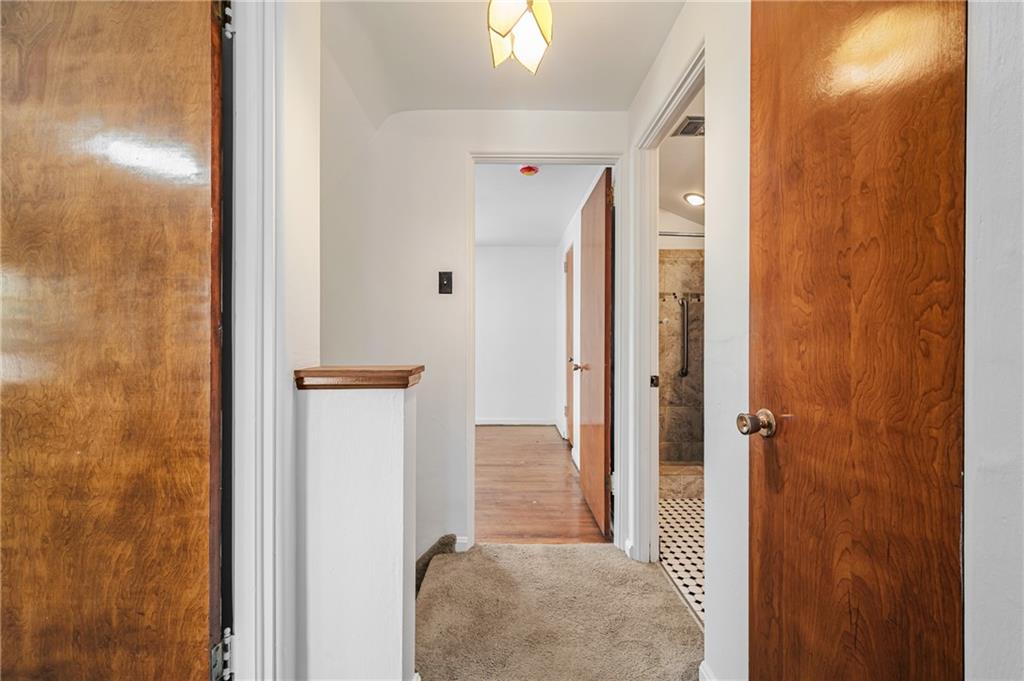 964 Roland Road Pittsburgh, PA 15221 - Photo 20 of 29 Gallery Image 20