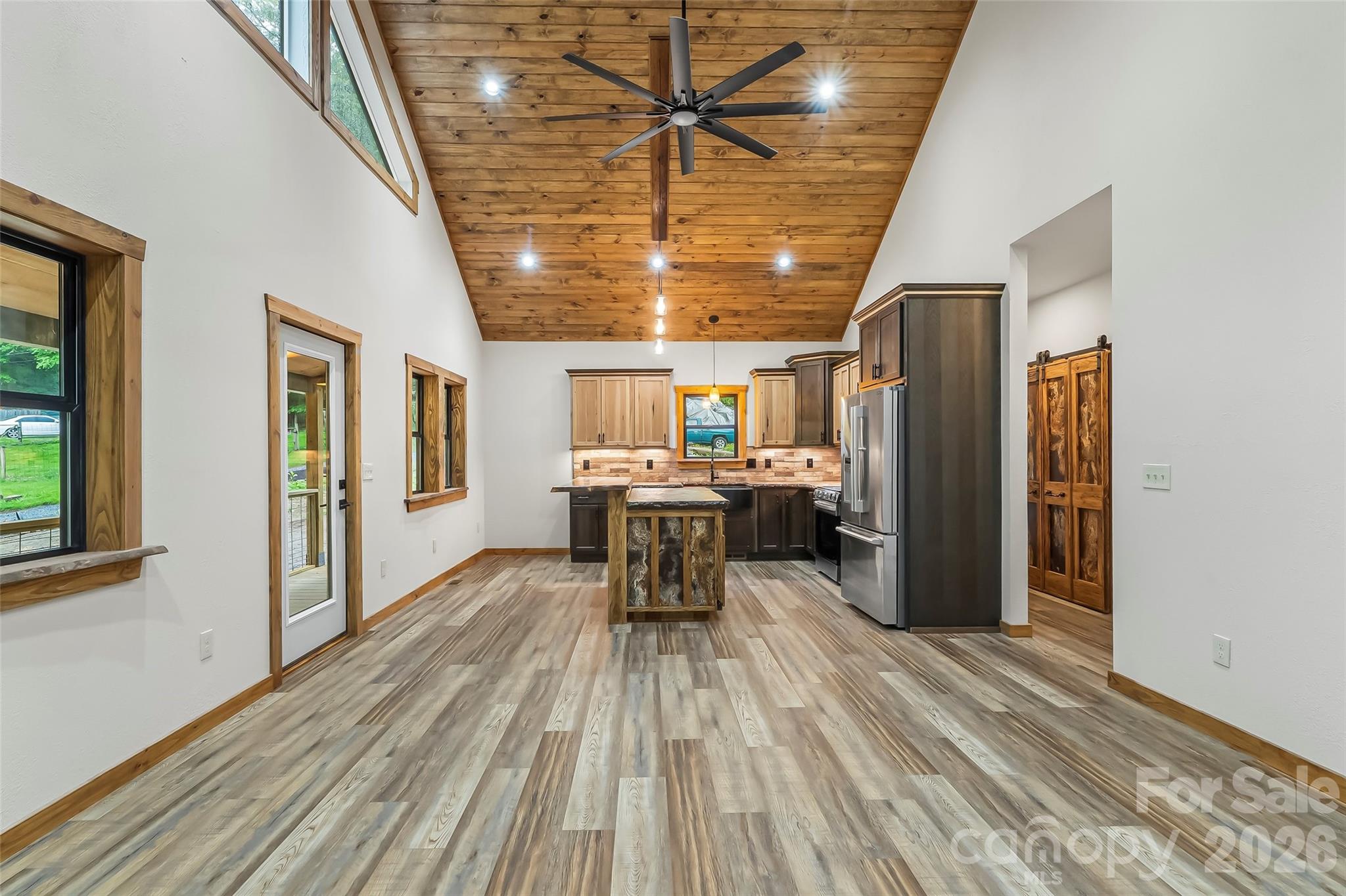 1737 Newfound Road Leicester, NC 28748 - Photo 10 of 47