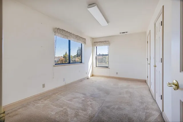 $949,950 | 1714 Willow Point Court, Lodi, CA 95242