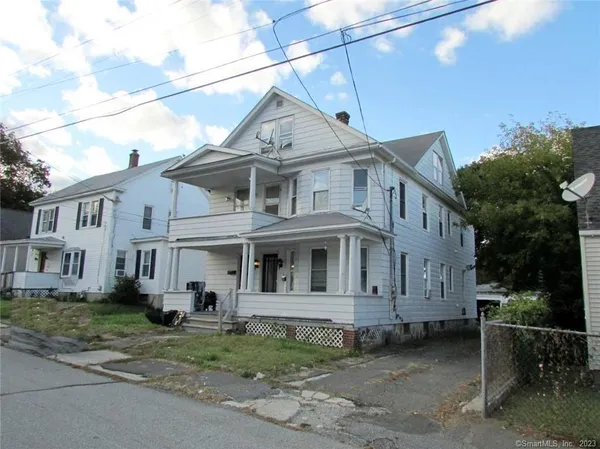 $2,300 | 110 Culvert Street, Unit 2, Torrington, CT 06790