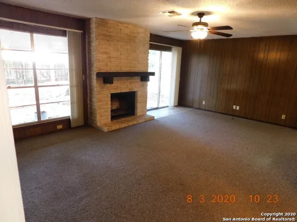 $1,300 | 6818 Horwich, San Antonio, TX 78239
