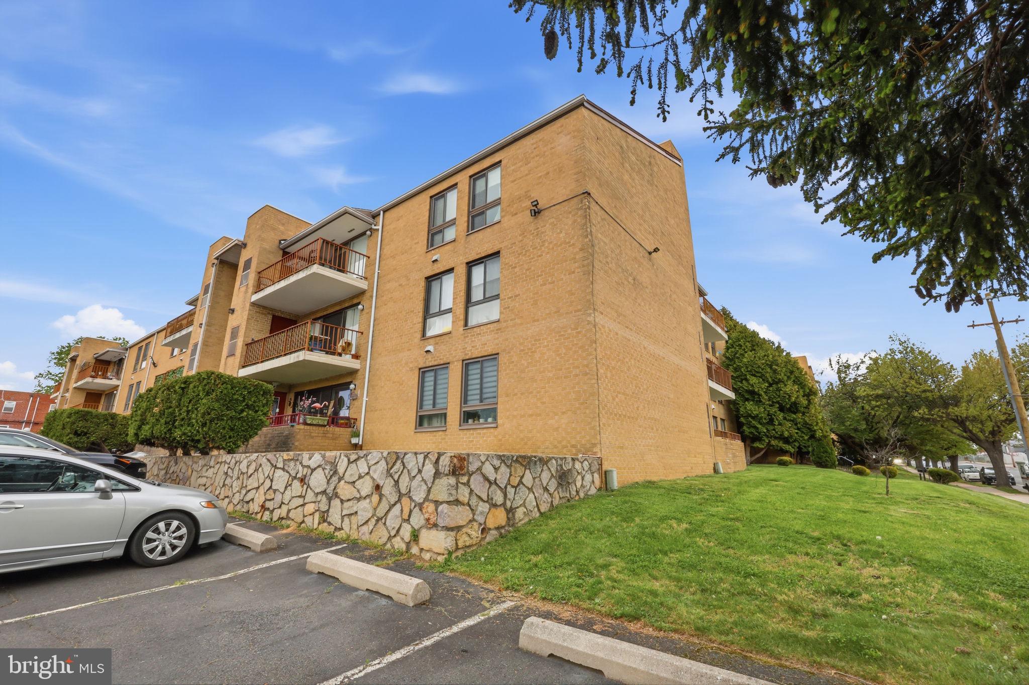 8910 Krewstown Road, Unit 118 Philadelphia, PA 19115 - Photo 19 of 20 Gallery Image 19