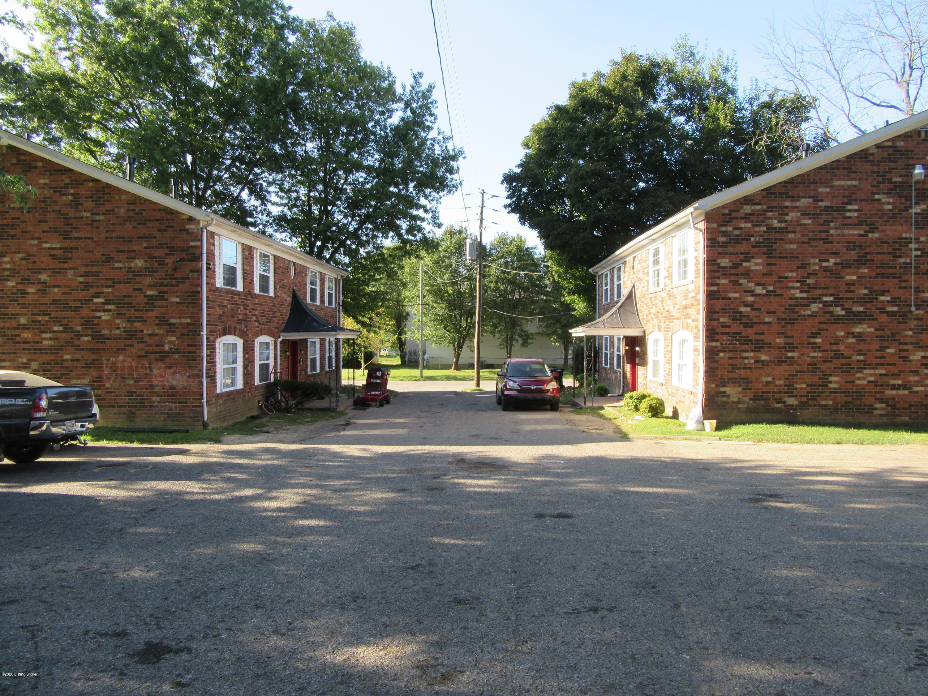 3100 Fordhaven Road Louisville, KY 40214 - Photo 2 of 15 IMG_5700