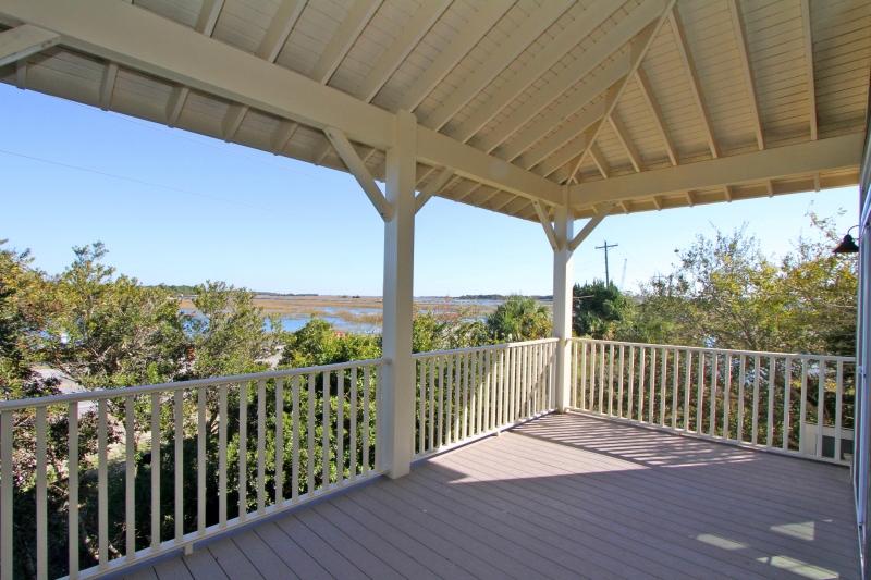 2107 Tides End Road Charleston, SC 29412 - Photo 4 of 30 Deck