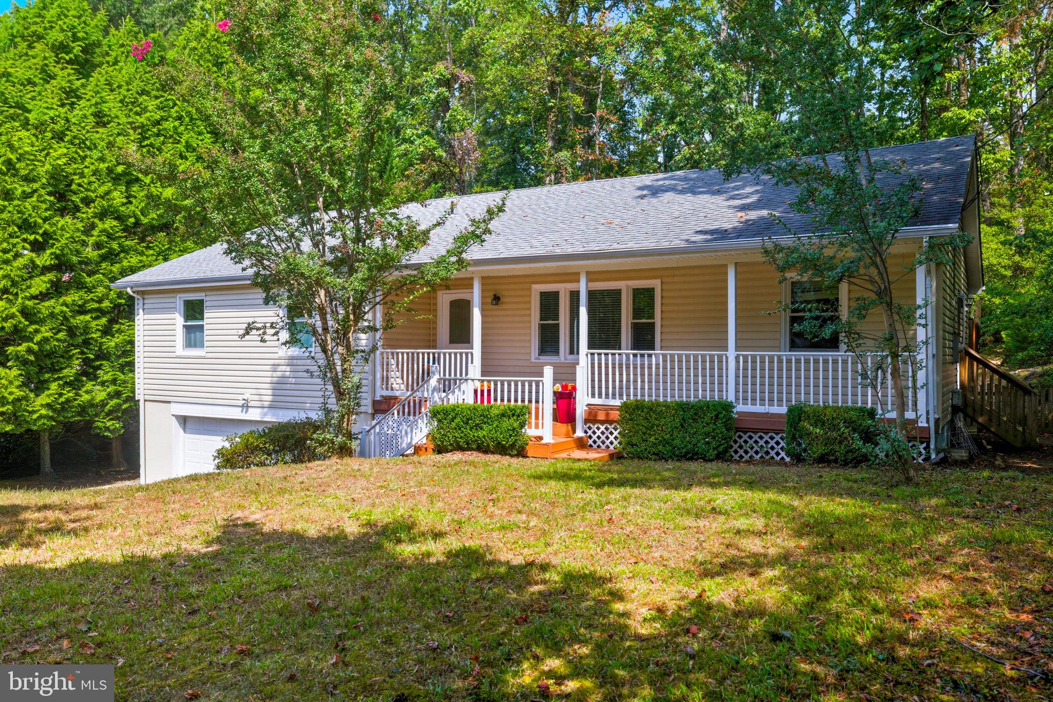 2180 Harpoon Drive Stafford, VA 22554 - Photo 2 of 37