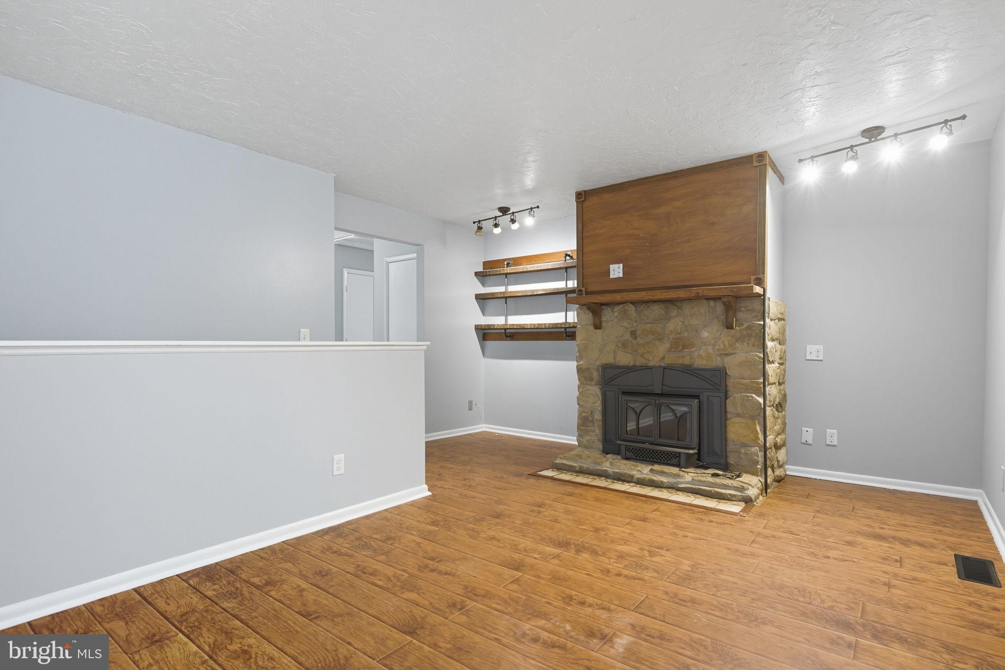 2180 Harpoon Drive Stafford, VA 22554 - Photo 10 of 37