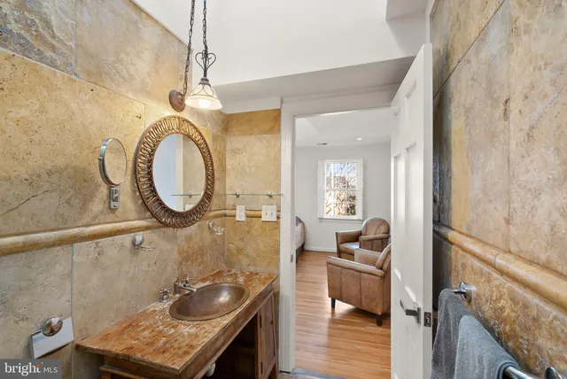 $4,200 | 500 G Street Southwest, Washington, DC 20024