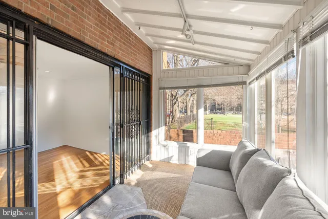 $4,200 | 500 G Street Southwest, Washington, DC 20024