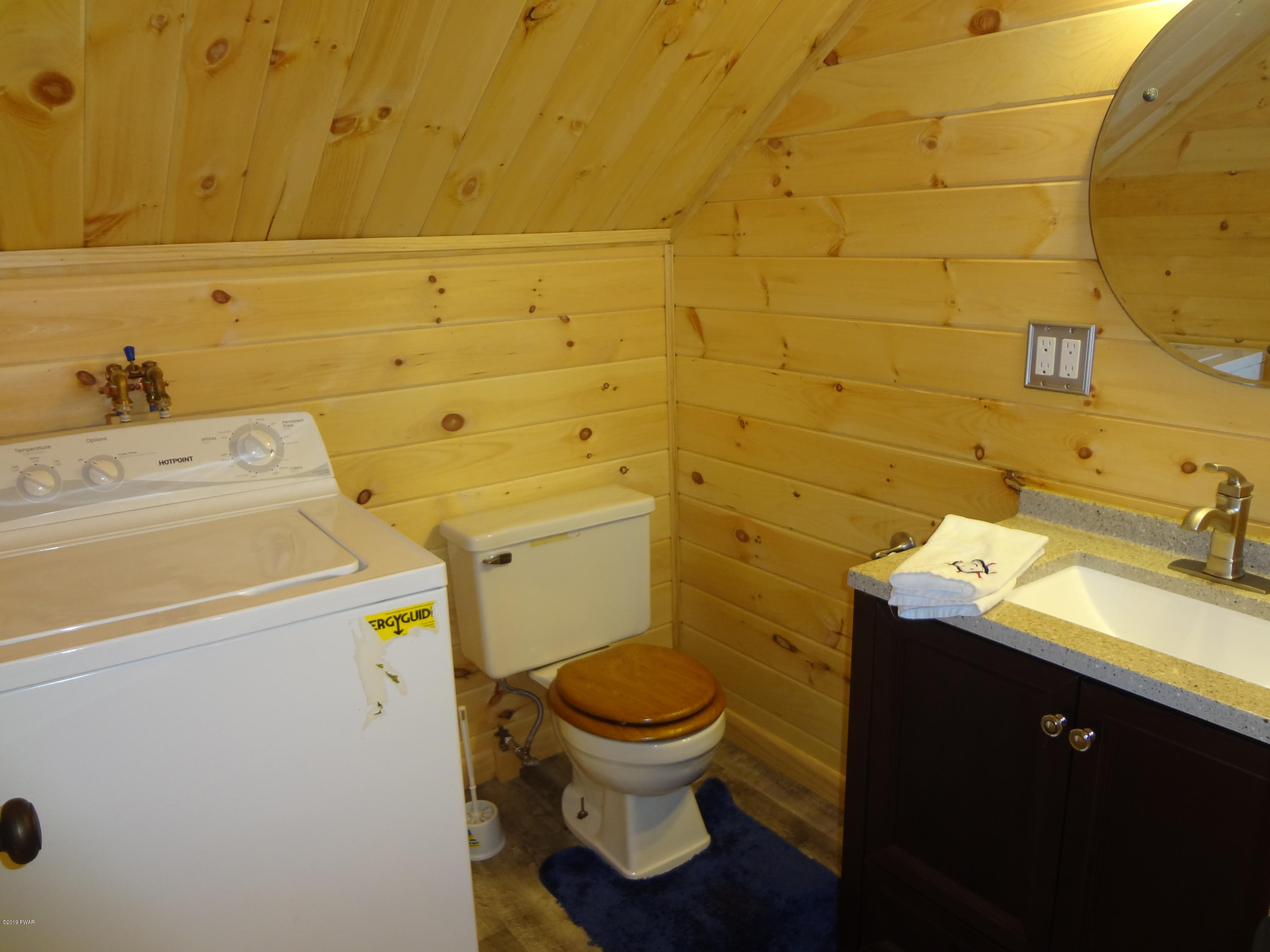 106 Deerfoot Road Lake Ariel, PA 18436 - Photo 25 of 51 Bathroom 2 - Upper Level
