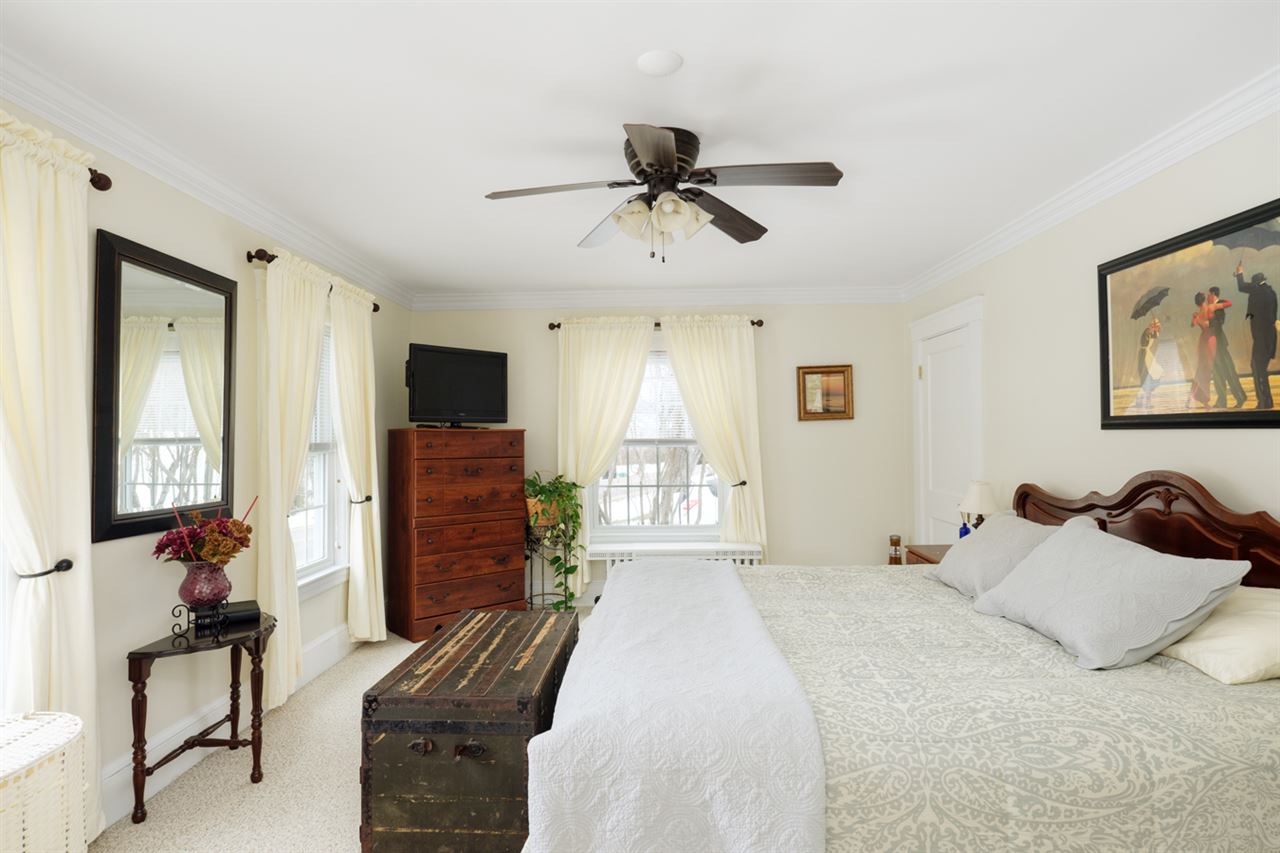 65 South Road North Hampton, NH 03862 - Photo 18 of 39