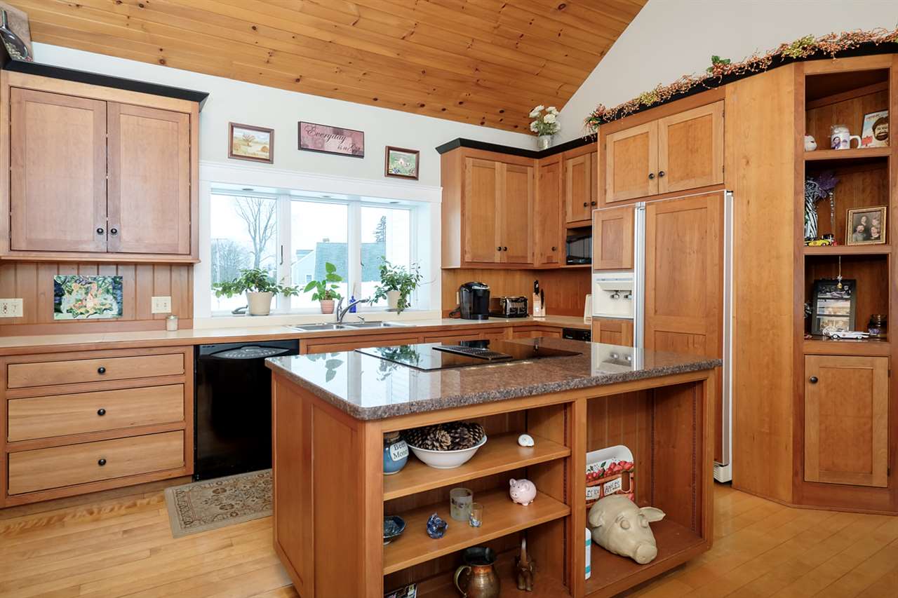 65 South Road North Hampton, NH 03862 - Photo 22 of 39