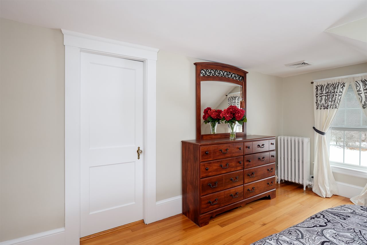 65 South Road North Hampton, NH 03862 - Photo 33 of 39