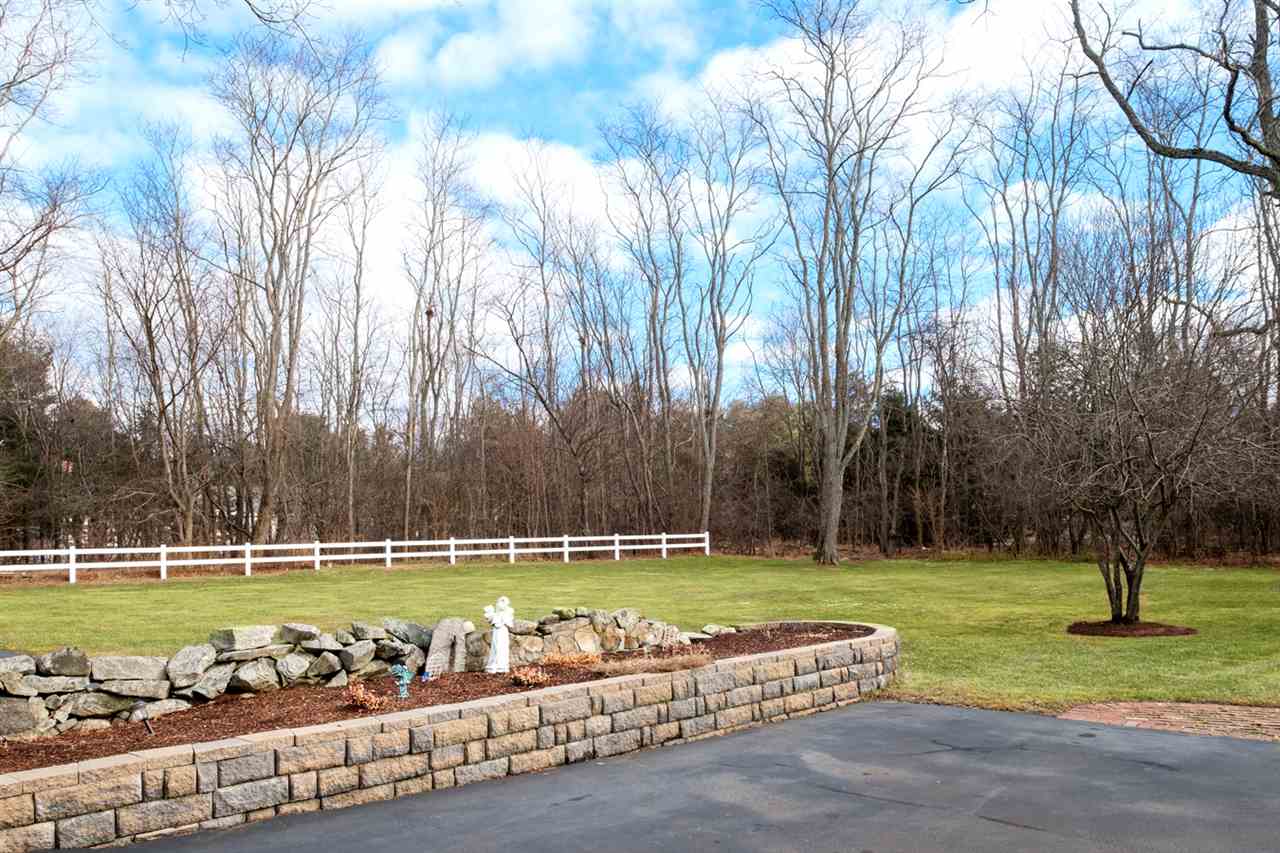 65 South Road North Hampton, NH 03862 - Photo 8 of 39