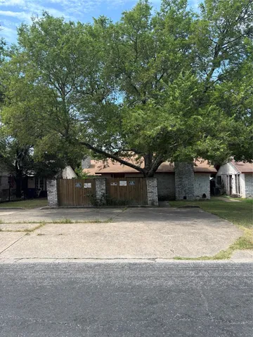 $1,675 | 3103 Edgedale Drive, Austin, TX 78723