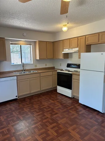 $1,675 | 3103 Edgedale Drive, Austin, TX 78723