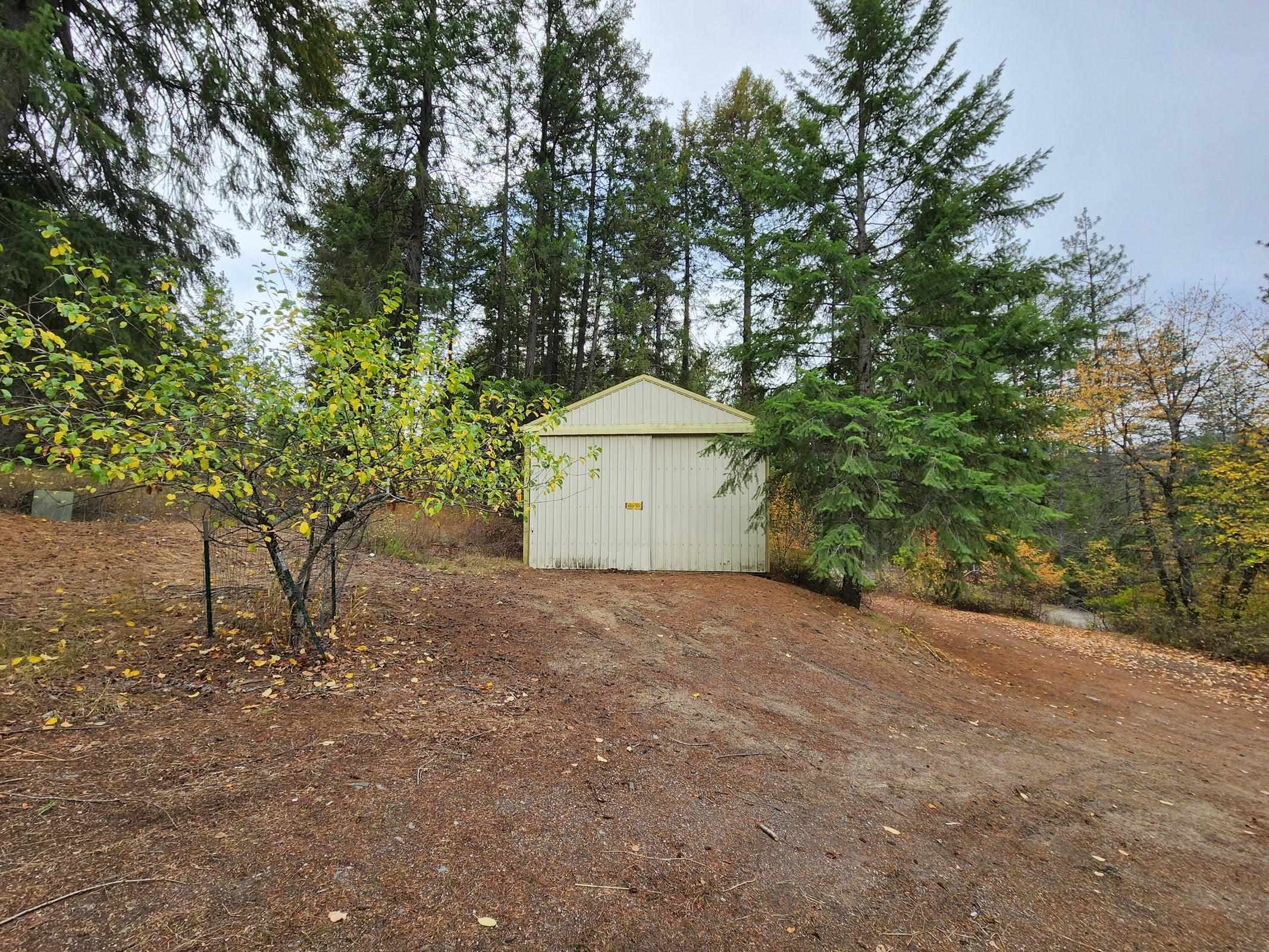 1920 Kettle River Road Kettle Falls, WA 99141 - Photo 6 of 29