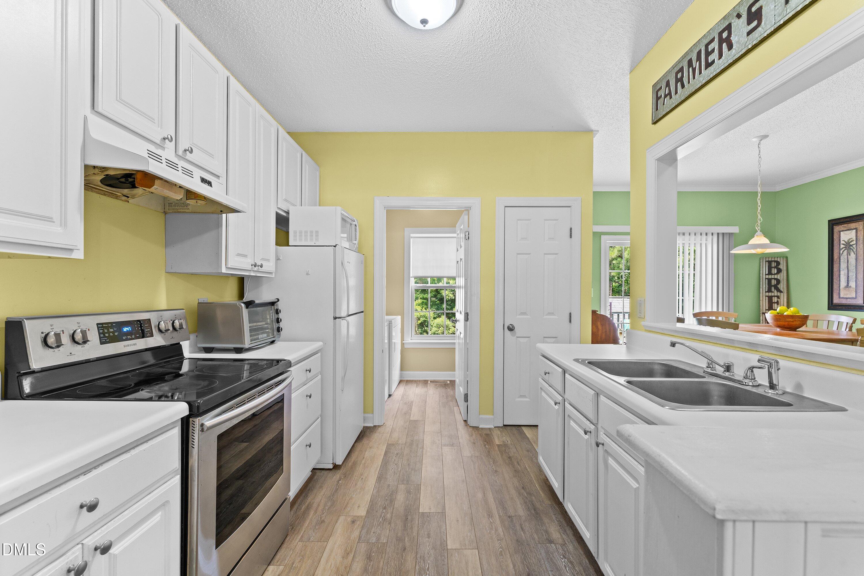 5408 Westgate Road Raleigh, NC 27617 - Photo 8 of 30 10-5408 Westgate Rd_5208