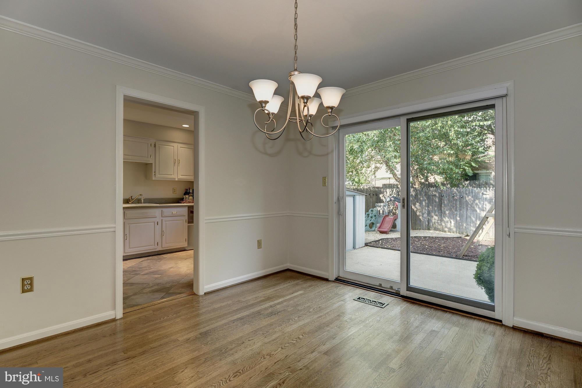 7043 Leestone Street Springfield, VA 22151 - Photo 9 of 30 Dining Room