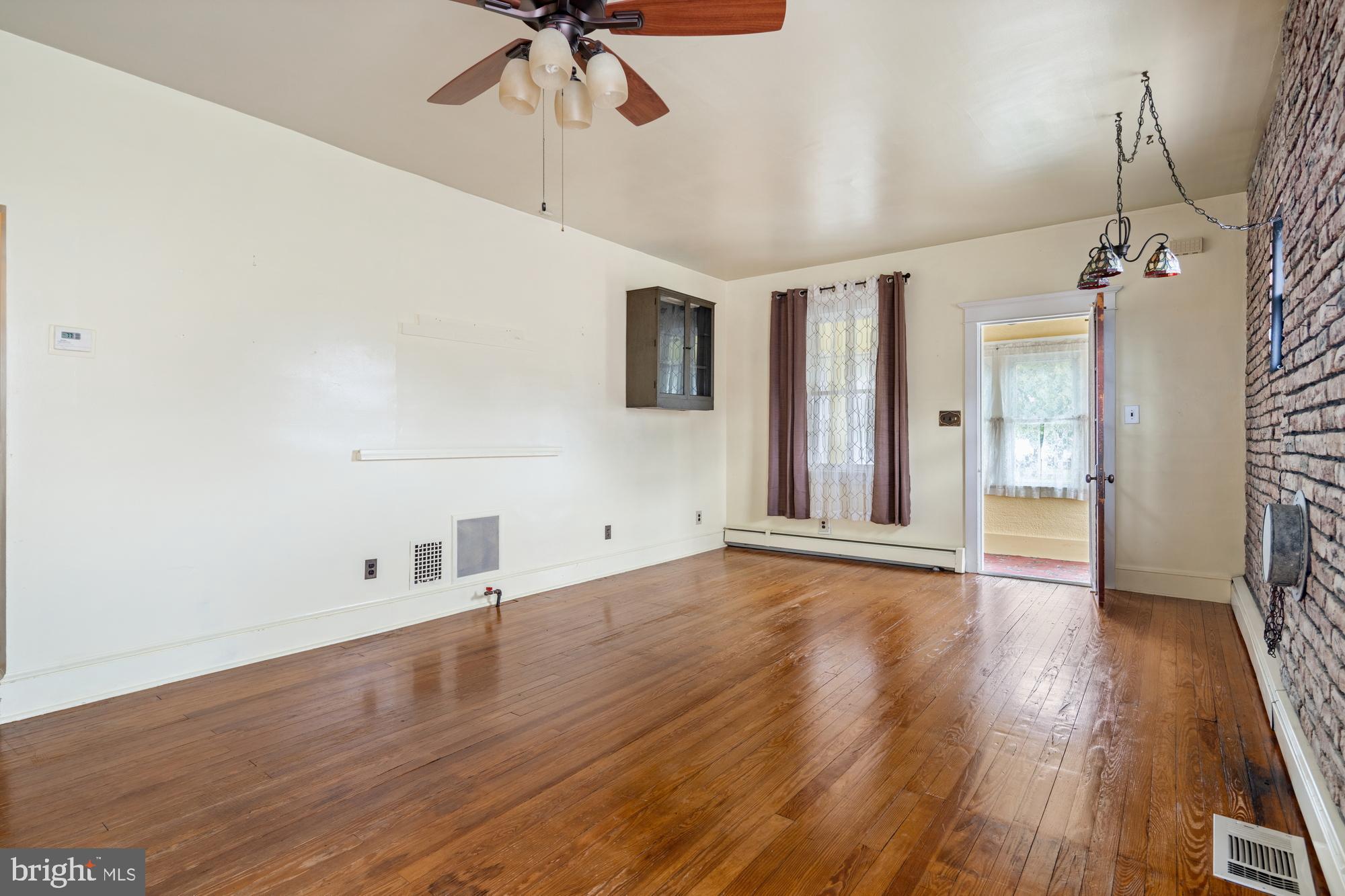 312 Lippincott Avenue Riverside, NJ 08075 - Photo 5 of 27
