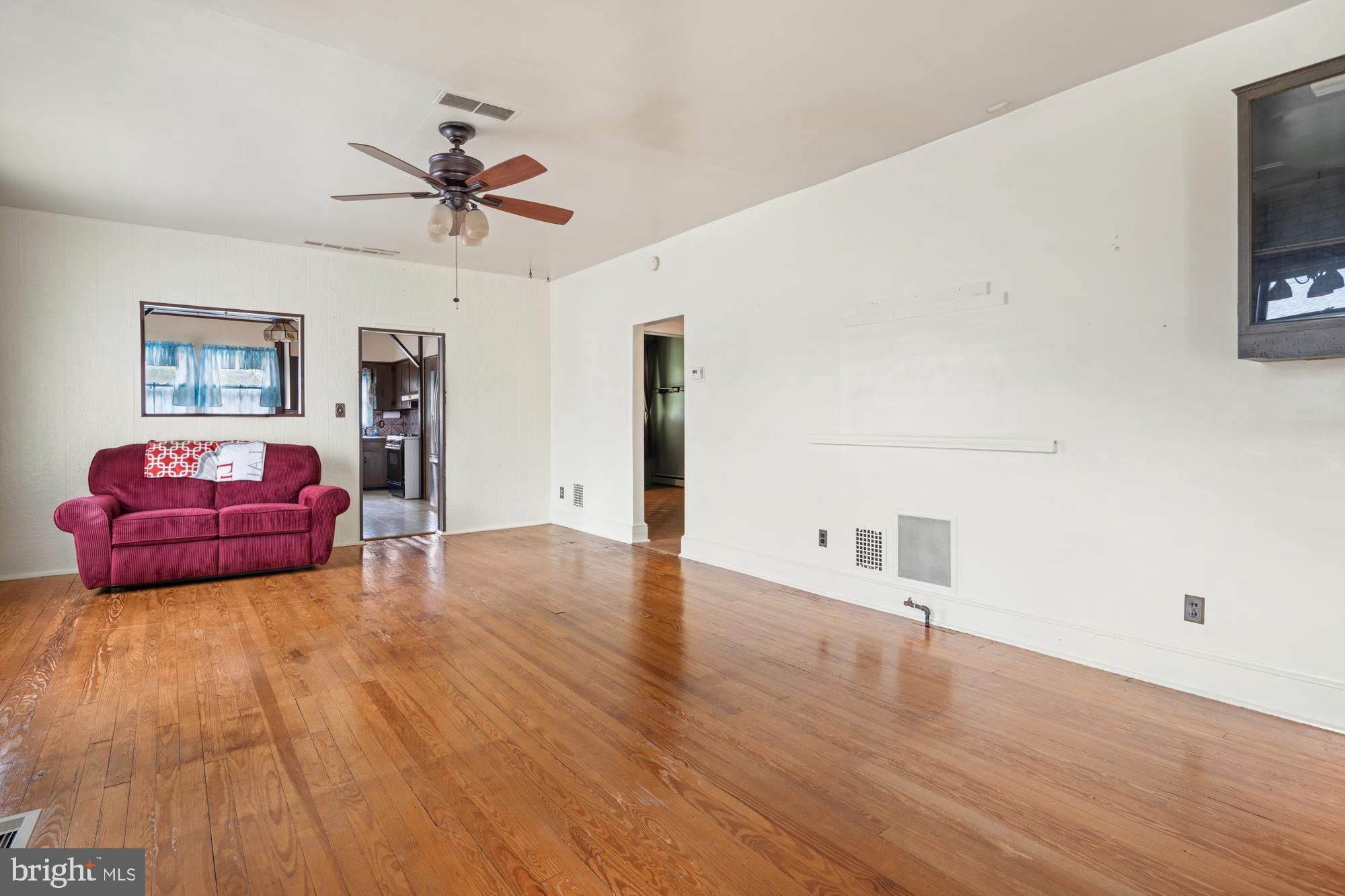 312 Lippincott Avenue Riverside, NJ 08075 - Photo 8 of 27
