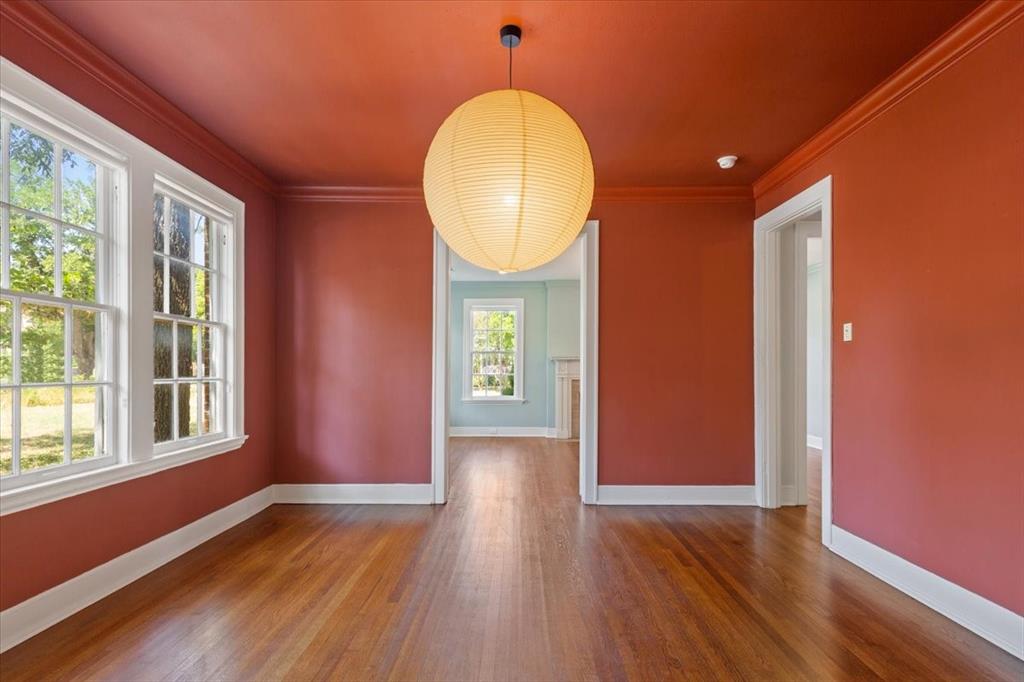 2122 Colcord Avenue Waco, TX 76707 - Photo 11 of 39 Gallery Image 11