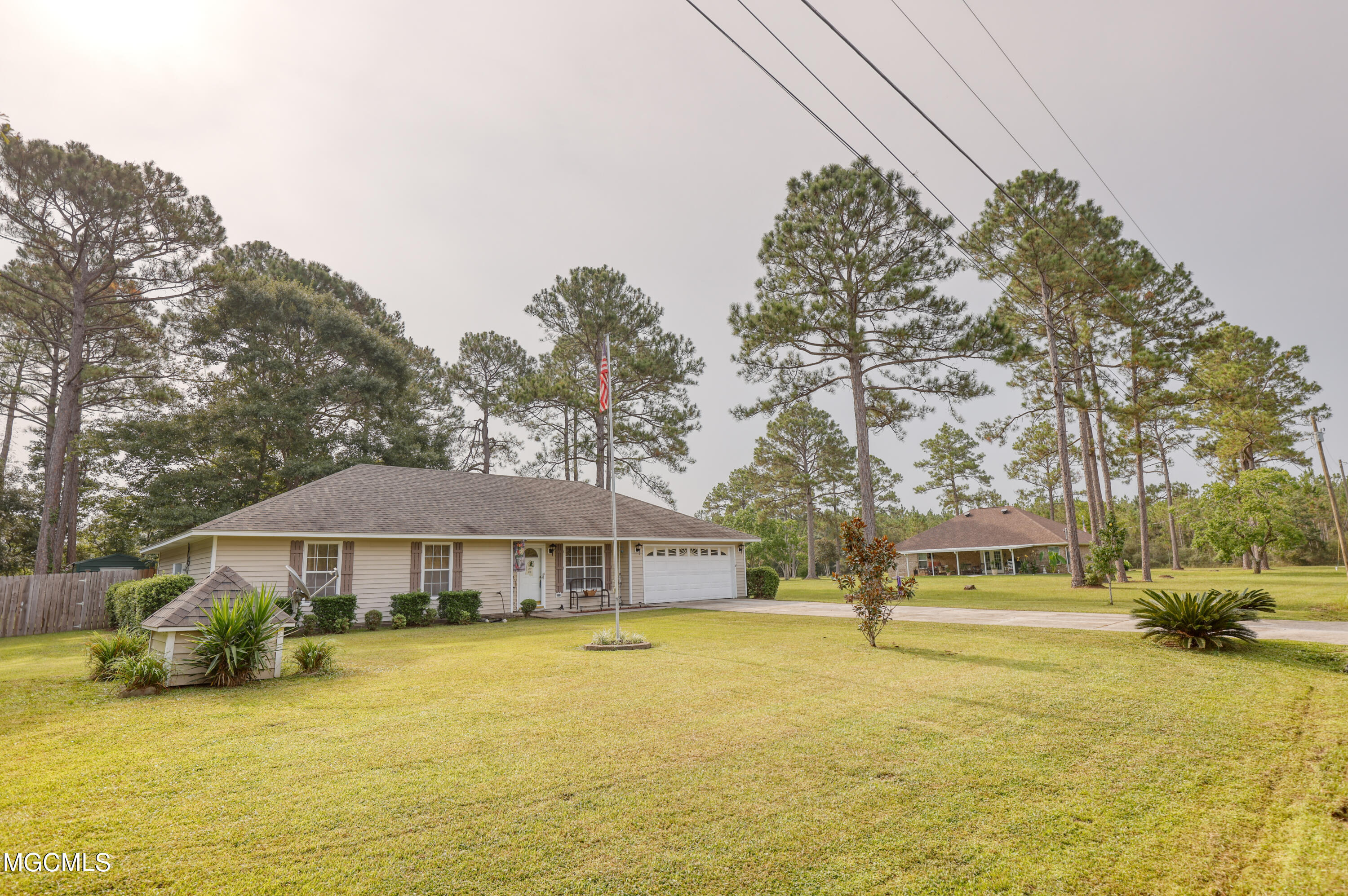 6906 East Lake Road Vancleave, MS 39565 - Photo 3 of 29 6909 E Lake Rd Vancleave-2