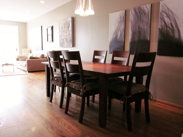 1812 South State Street, Unit 9 Chicago, IL 60616 - Photo 6 of 15 a view of a dining room with furniture and wooden floor