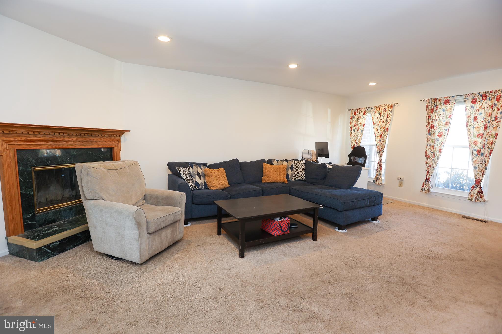 141 Longford Road West Chester, PA 19380 - Photo 2 of 27 Gallery Image 2