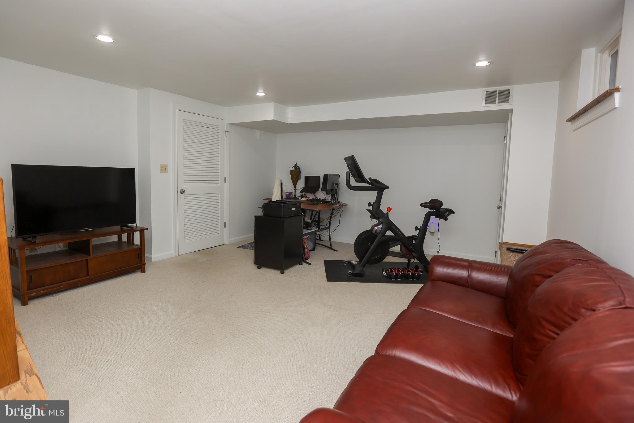 141 Longford Road West Chester, PA 19380 - Photo 21 of 27 Gallery Image 21