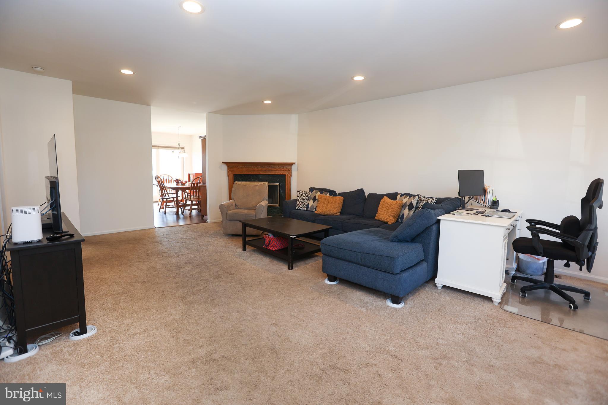 141 Longford Road West Chester, PA 19380 - Photo 3 of 27 Gallery Image 3