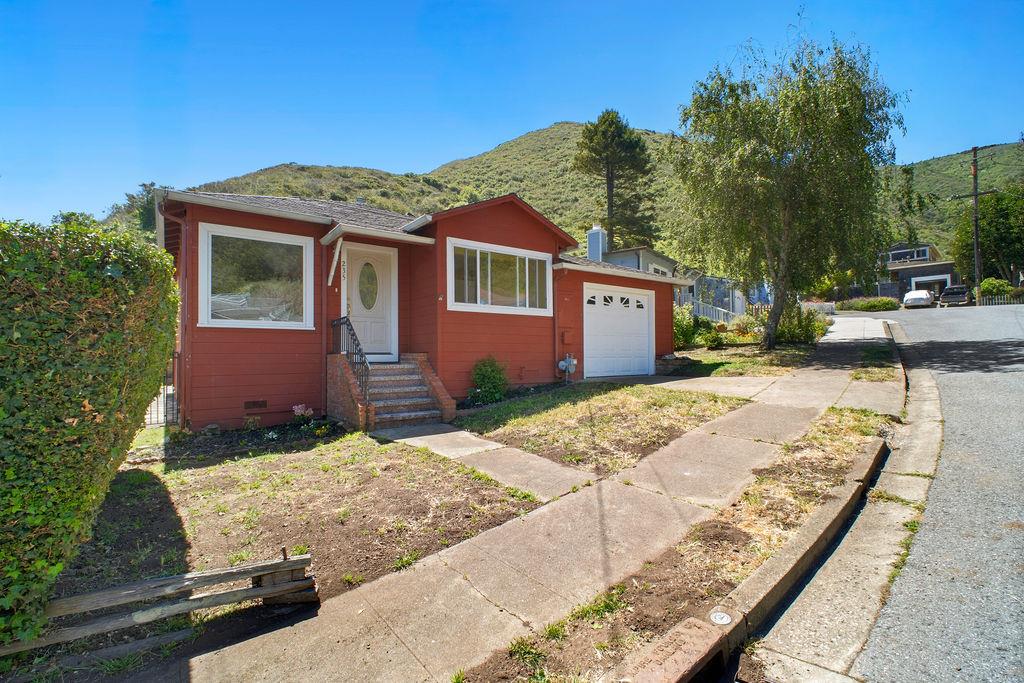 235 Modoc Place Pacifica, CA 94044 - Photo 2 of 38