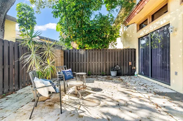 $3,200 | 7920 Northwest 11th Court, Plantation, FL 33322