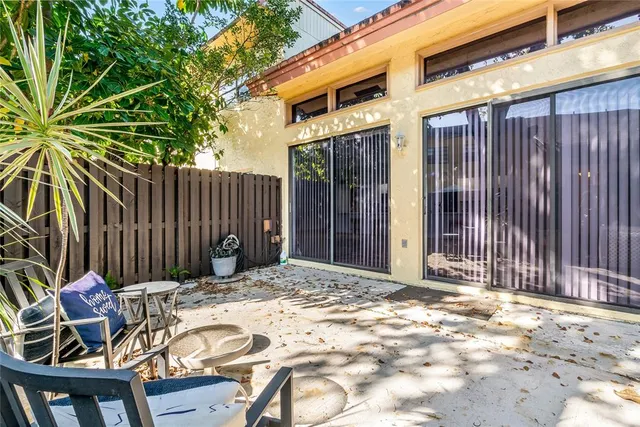 $3,200 | 7920 Northwest 11th Court, Plantation, FL 33322