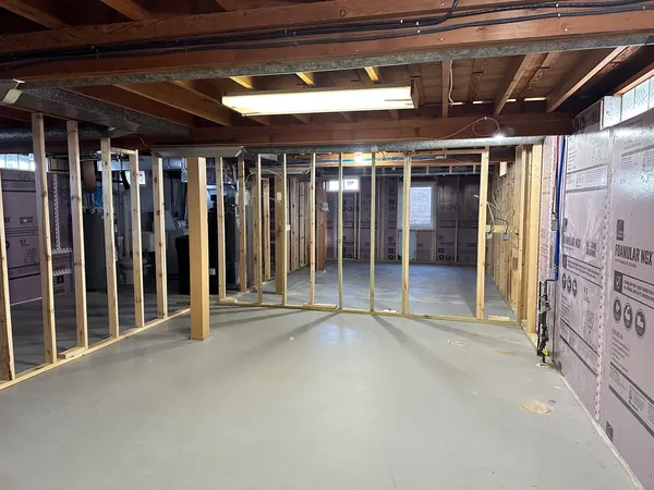 $207,000 | 402 West South Street, Preston, IA 52069