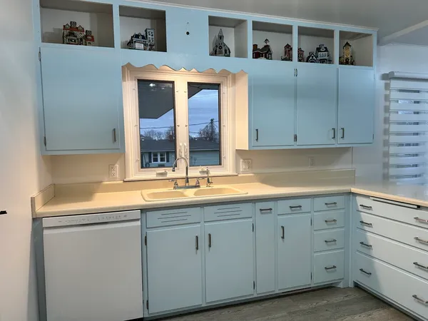 $207,000 | 402 West South Street, Preston, IA 52069