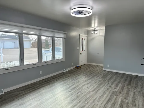 $207,000 | 402 West South Street, Preston, IA 52069