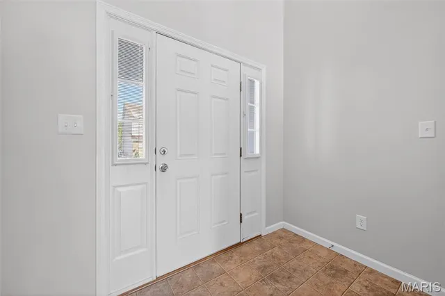 $415,000 | 1319 Commons Circle, St. Charles, MO 63304