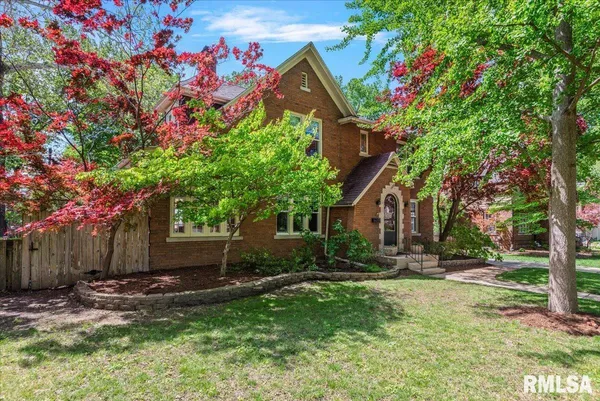 $515,000 | 1032 West Vine Street, Springfield, IL 62704