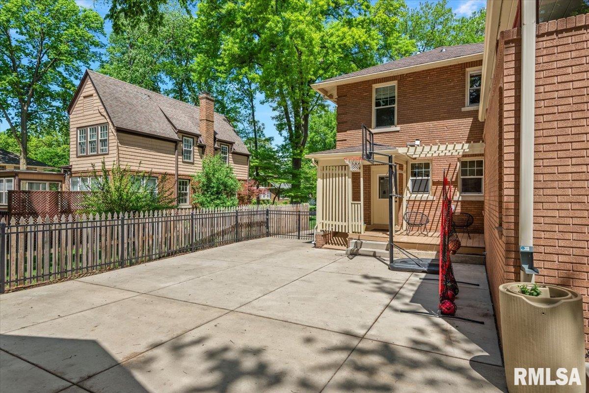 1032 West Vine Street Springfield, IL 62704 - Photo 45 of 60