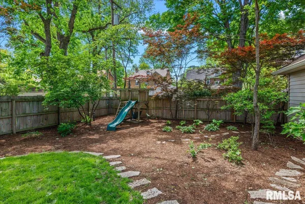 $515,000 | 1032 West Vine Street, Springfield, IL 62704