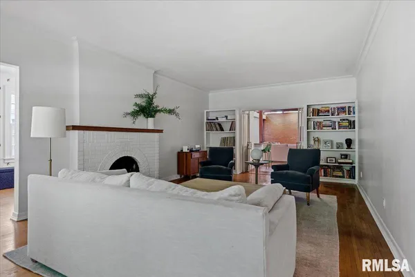 $515,000 | 1032 West Vine Street, Springfield, IL 62704
