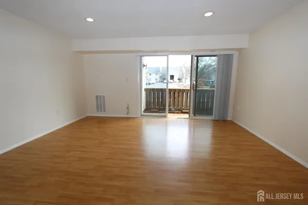 $2,300 | 1905 Aspen Drive, Plainsboro, NJ 08536