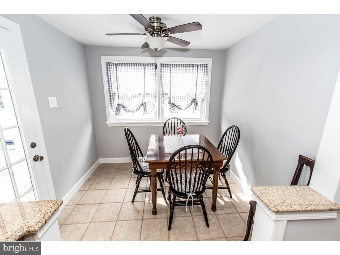 615 Rhawn Street Philadelphia, PA 19111 - Photo 13 of 25 Breakfast Room