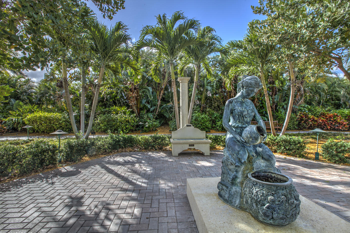 2185 Ibis Isle Road, Unit 3 Palm Beach, FL 33480 - Photo 19 of 23 green space